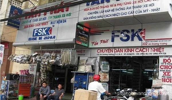 Dịch vụ thu mua, thanh lý bàn ghế văn phòng Quận 10 cho-do-cu-sai-gon-3 Dịch vụ thu mua, thanh lý bàn ghế văn phòng Quận 10