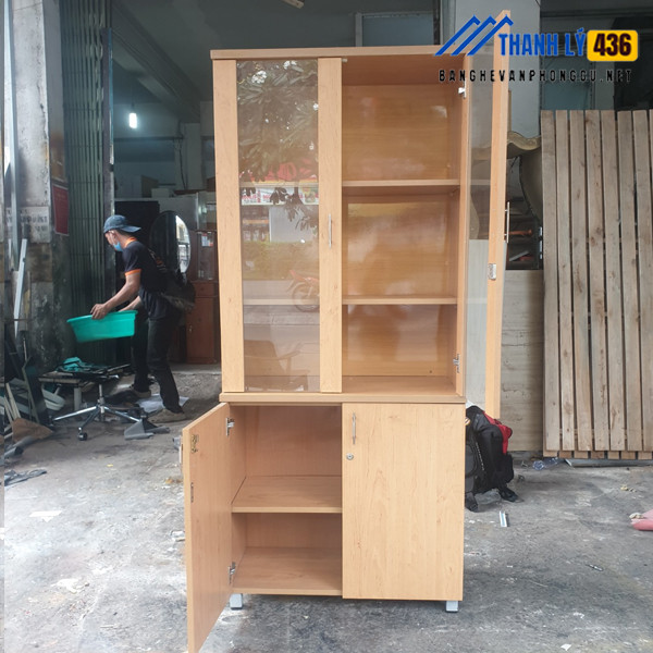 Tu-kinh-trung-bay-van-phong-cu-2 Tủ Hồ Sơ Cũ Có Kính   